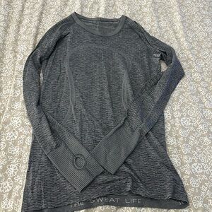 Lululemon long sleeve